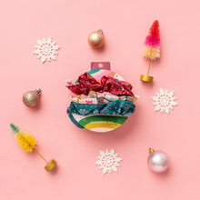 Load image into Gallery viewer, Holiday Scrunchie Set
