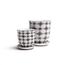 Load image into Gallery viewer, Patterned Plant Pot
