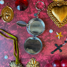 Load image into Gallery viewer, Cherub Ash Tray Keychain
