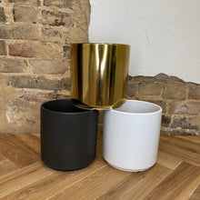 Load image into Gallery viewer, Ceramic 7 inch pots
