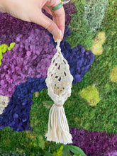 Load image into Gallery viewer, Mini Macrame Air Plant Hangers
